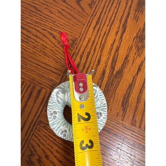 Isabel Bloom Handcrafted Ceramic 1986 Christmas Angel Wreath Ornament - Picture 4 of 4